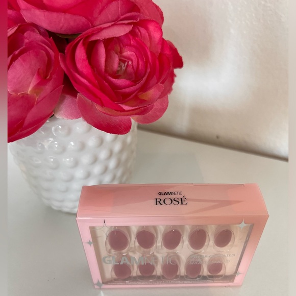 Glamnetic Press-on Nails NIB “Rose” - Picture 2 of 5